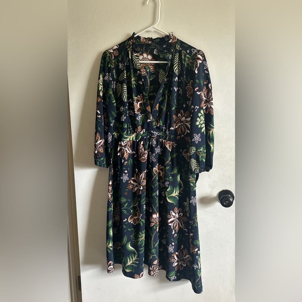 Ann Taylor Floral V-Neck Dress